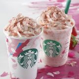スターバックスの春限定「さくら ブロッサム & ストロベリー フラペチーノ」、桜香るラテも登場