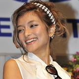 ローラ＆くりぃむしちゅー有田電撃結婚！