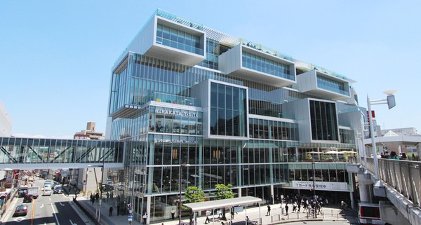 「枚方 T-SITE」大阪・枚方市駅前に - パレタスやスタバ、和洋中レストランなどフードも充実：コメント1