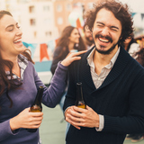 イケメンよりも、面白い男性のほうがモテる「6つの理由」