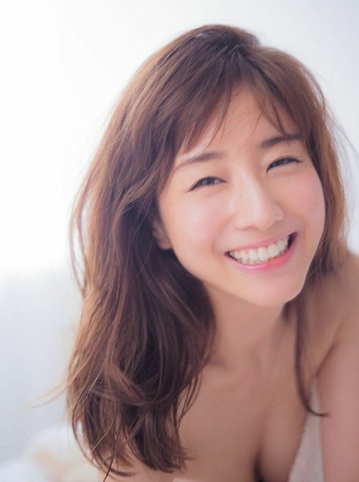 田中みな実、"偽装メンヘラ"疑惑で猛バッシング!?「痛々しいからやめろ」「怖すぎる」：コメント21