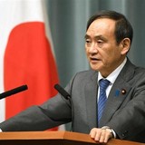 菅長官「日米会談直後、明らかな挑発」　ミサイル発射