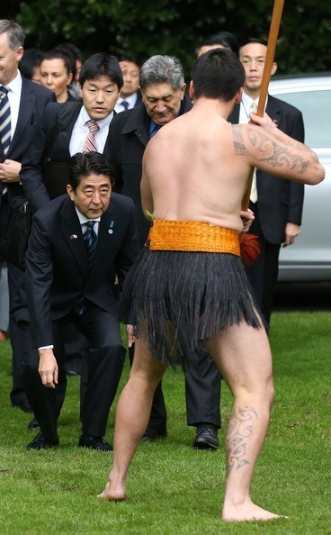 「品格のない顔」衆議院議員「小西ひろゆき」氏、トランプ大統領・安倍総理に品格無いツイートで炎上:コメント7