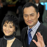 渡辺謙「不倫」に甘いテレビ　ベッキーの時と「まるで違う」