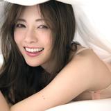 乃木坂46白石麻衣の写真集が21世紀最大のヒット