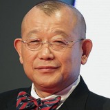 笑福亭鶴瓶 光浦靖子の容姿の変化を笑ったアシスタントMCのemmaを注意