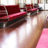 絶対危険！ 電車で痴漢に遭いやすいポジション判明！ 警視庁が発表「痴漢の約6割がそこで発生」