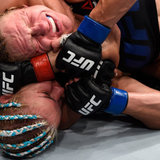 美人女選手、試合中に脱糞してしまう