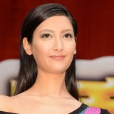 菜々緒、日焼けヒップ投稿も事務所NGで削除