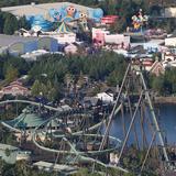 USJの「フライング・ダイナソー」緊急停止…乗客30人が30分間宙づり