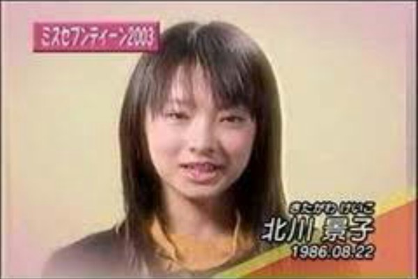 北川景子、嫉妬深い性格を告白「知らない人の写真とか…」：コメント4