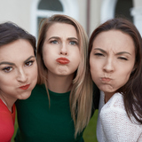 この子絶対に性格悪いな…男がチェックしているモテない女の3つの言動