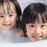 父親・母親と一緒にいくつまでお風呂はいってた？　女の子は意外にも…