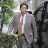 林芳正文科相　公用車で白昼“キャバクラヨガ”通い「週刊文春」報道