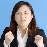 95％の女性が転職活動で差別経験「採用後はスカート履いてと言われた」