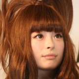 きゃりーぱみゅぱみゅ「どうか地球さん落ち着いて」　地震当日ツイートに「ふざけてんのか」の声
