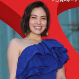 MDMA所持の疑いで逮捕されたモデル ミニスカサンタ姿で注目も