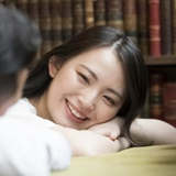 バイト先店長と不倫、女子大生の深い後悔「お金がなくて慰謝料を支払えません」