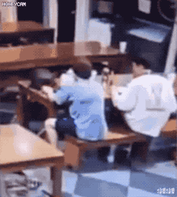 「ルール守っているのに、なぜ...」　過熱する「タバコ叩き」、喫煙者の本音はï¼ã³ã¡ã³ã4365