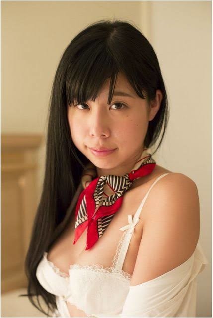 有村藍里、涙の整形公表後初めてインスタ更新　「初めて」鮎食べる姿に称賛相次ぐ：コメント86