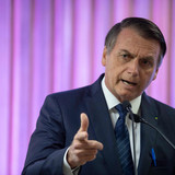 日本人は「ちっこい」＝ブラジル大統領、侮蔑的に言及