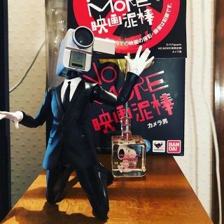 反響を呼ぶかぶる傘 東京都の担当者「観客用ではない」：コメント16