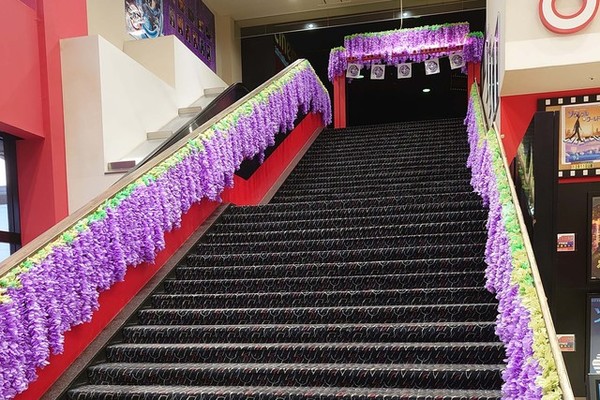 『鬼滅の刃』既刊全22巻で1位～22位独占の快挙　シリーズ総売上は9,000万部を突破：コメント43