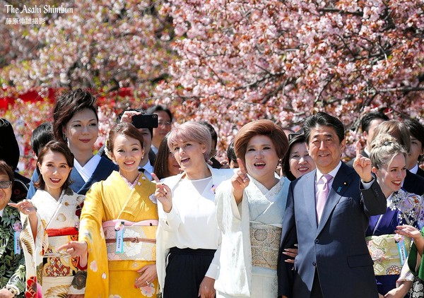 消費されるオネエ枠でなぜIKKOだけが生き残ったのか？　唯一無二の“毒なし”スタイルの確立：コメント11