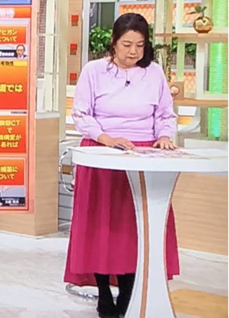 デヴィ夫人、"コロナの女王"岡田春恵氏に苦言「不快感を覚える」:コメント12