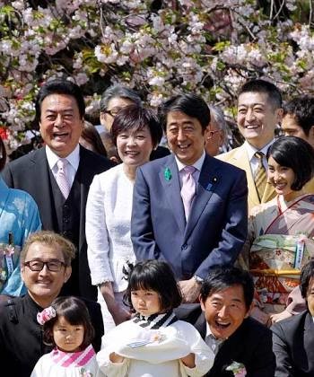 高橋英樹、政府配布の布マスク姿を公開「私にもピッタリ！」：コメント48