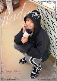 メンズ水着革命。キュートさを前面に押し出したワンショルダータイプの水着「ブローキニ」がナウオンセール:コメント19