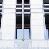 精神科に入院、8割が苦痛な体験 日弁連調査「人生破壊している」