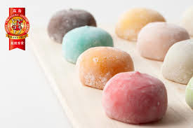 好きな全国のお土産菓子は？ 3位『もみじ饅頭』2位『八つ橋』1位はサクッとした…：コメント282