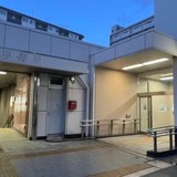 朝の走行中の「地下鉄」車内で3歳と1歳の子ども殴る暴行…23歳男逮捕