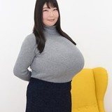 「気持ち悪い」と言われた過去も…約10㎏の胸をもつグラドル・ももせももの苦悩