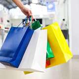 レジ袋有料化で「紙袋」を有料にする店も…便乗値上げでは？　店にとってはメリット？