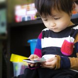 スマホ依存で1日2時間の勉強がムダに！ゲームが子どもの脳に及ぼす影響