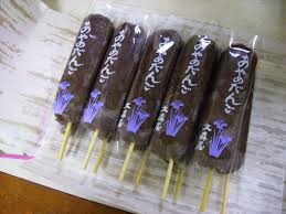 好きな全国のお土産菓子は？ 3位『もみじ饅頭』2位『八つ橋』1位はサクッとした…：コメント32