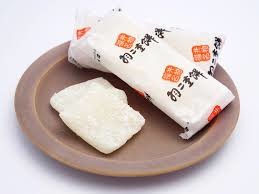 好きな全国のお土産菓子は？ 3位『もみじ饅頭』2位『八つ橋』1位はサクッとした…：コメント45