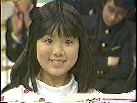 セクシー女優の西元めいさ、母親がおニャン子クラブの元メンバーと明かす「親はずっと芸能反対」：コメント45