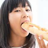 食事がまだの友達をわが子が連れて来たら昼ご飯を出す？→出さないの声が多数　その理由は…