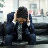 孤立してしまう…学校や職場の人間関係で孤立する性格の傾向・対処法