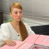 あびる優が告発「前夫・才賀紀左衛門が親権者変更後も7歳娘を