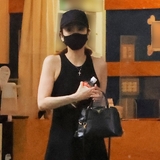 あびる優、第一子の親権闘争中に第二子を極秘出産で未婚の母に　子供は実家に預けて一緒に暮らさず