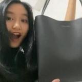 「人生初の高級バッグ」と約8000円の商品を紹介したら批判集中…少女の反論に感動の声