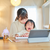 「共働きなのにワンオペ育児」状態はなぜ起こる？夫婦の分担意識だけではない根深い理由