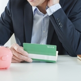 年収400万円で2400万円貯めるも「決して幸せになれない気がする」と語る39歳男性の後悔