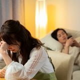 食器も下げずに旦那はソファー…年収800万円「共働き夫婦」妻の怒り、夫の自己満足