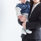 子どもが熱出したので帰ります――「育児社員になりきって」理解を促進　あいおいニッセイで起きた変化