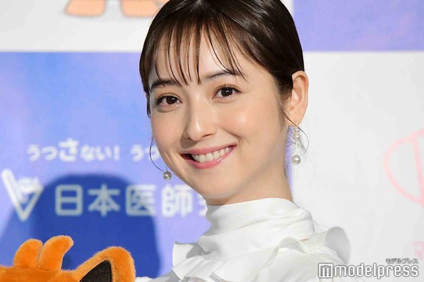 佐々木希、第2子出産を報告「賑やかな日々を過ごしています」：コメント1